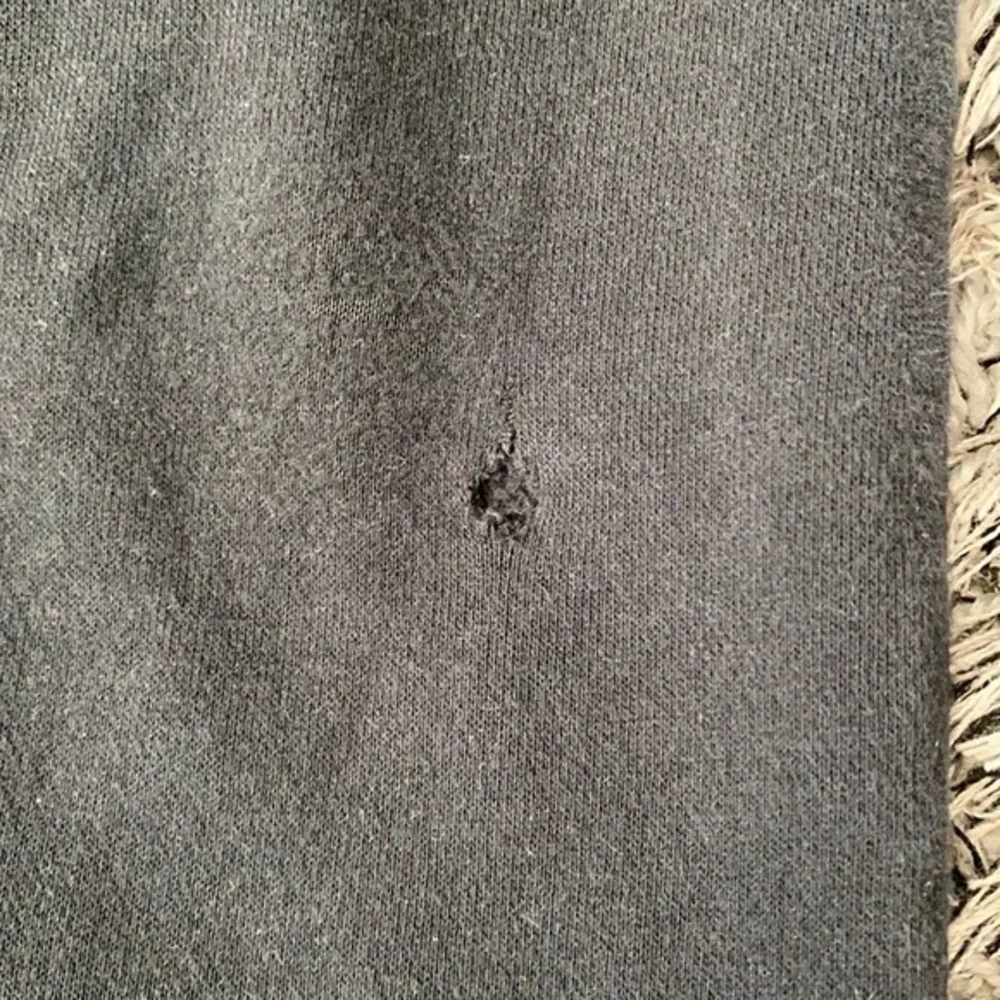 Boys H&M joggers small hole 4-5 years bundle & save big!